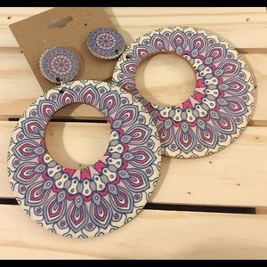 NWOT Hoop Lightweight Wood Earrings